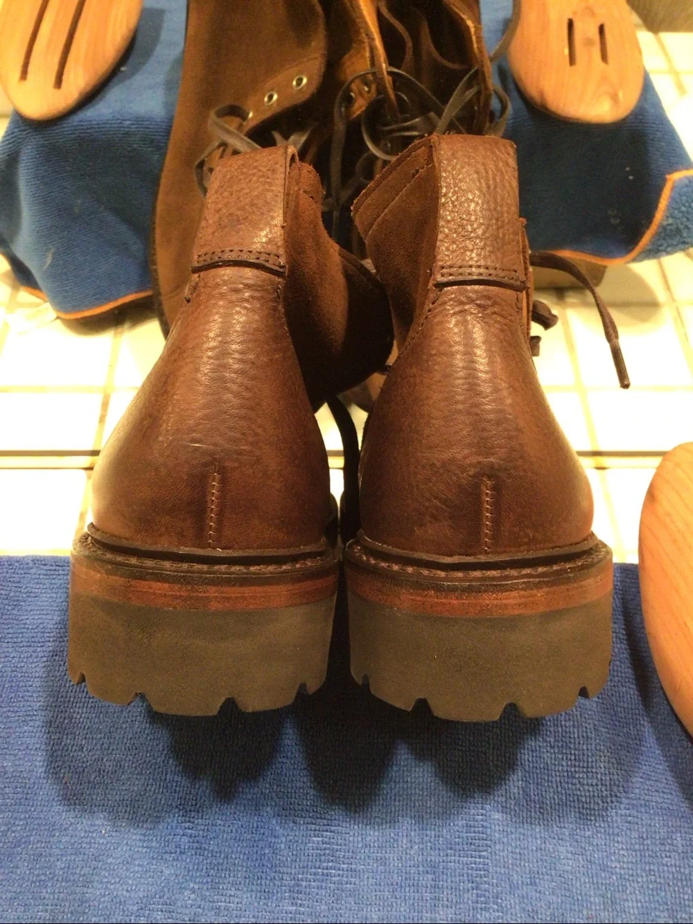 Allen Edmonds 10/D newer conditions extra lightweight